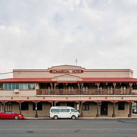 Commercial Hotel Clermont Exterior foto
